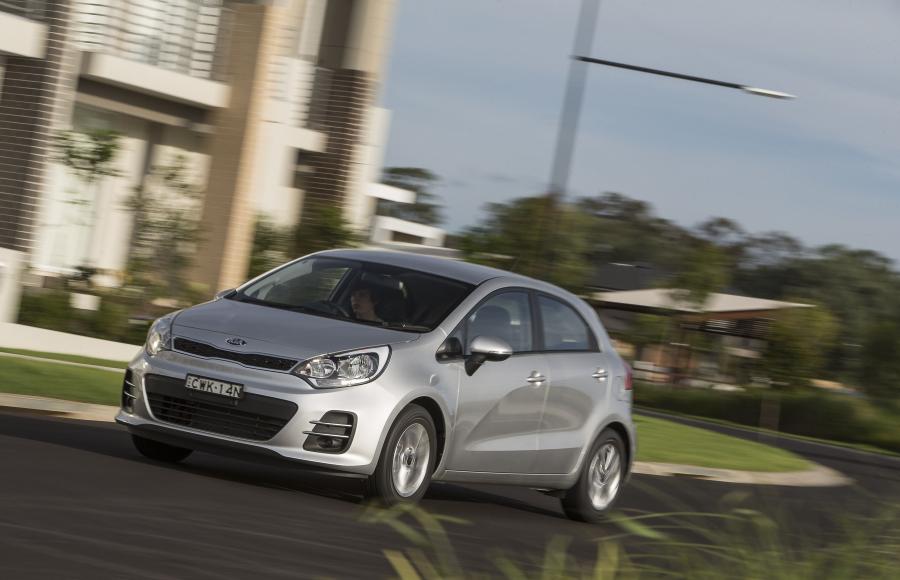  Kia Rio 5-Door 2015 года  (AU) (фото 2 из 13)